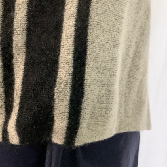 Banana Republic // Tan, Black Striped Wool Vest XS PM - Picture 6 of 8